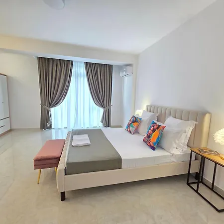 Chic 2 Chic Boutique 4* 布加勒斯特