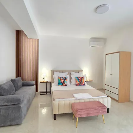 Chic 2 Chic Boutique 4* Bukurešť